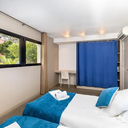 Sowell Family Riviera 4*