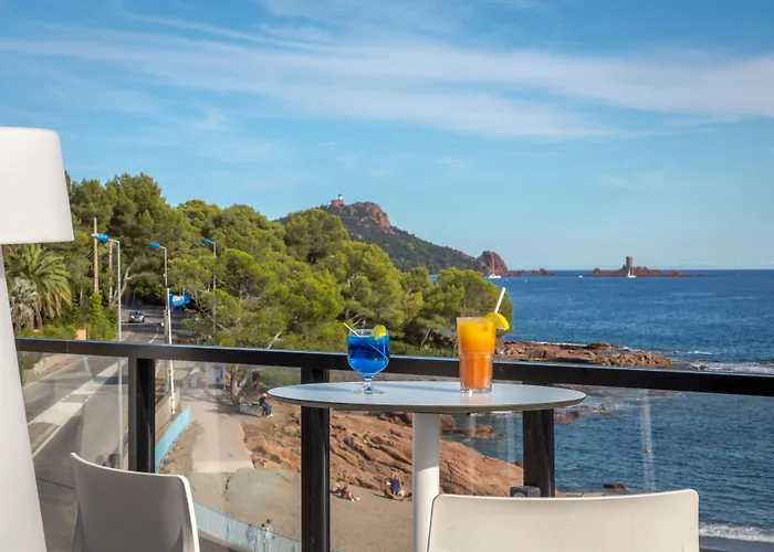 Sowell Family Riviera 호텔