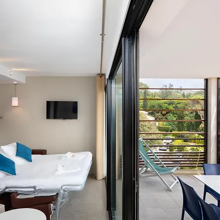 Sowell Family Riviera 4*