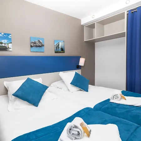 ホテル Sowell Family Riviera 4*