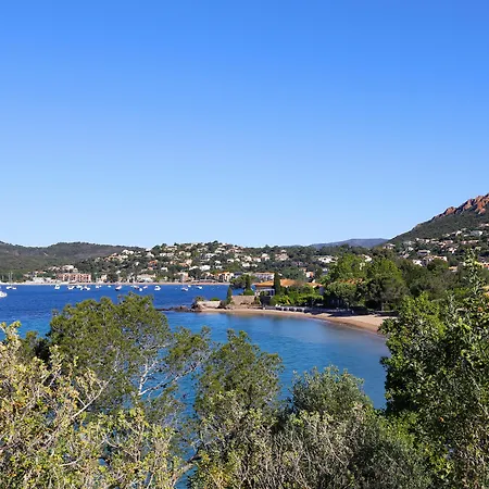 Sowell Family Riviera Отель