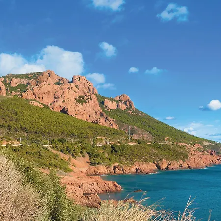 Отель Sowell Family Riviera