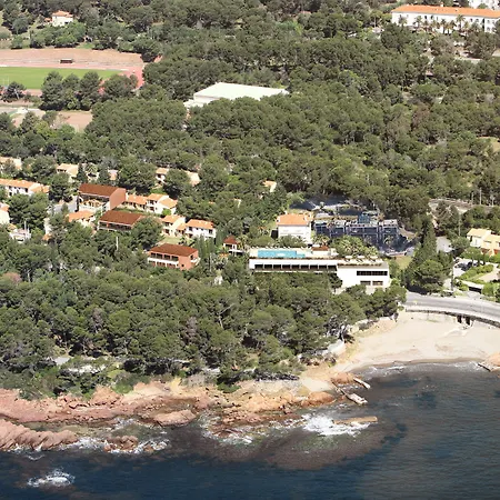 Sowell Family Riviera Отель Сен-Рафаэль