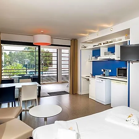 Sowell Family Riviera 4* Saint-Raphaël