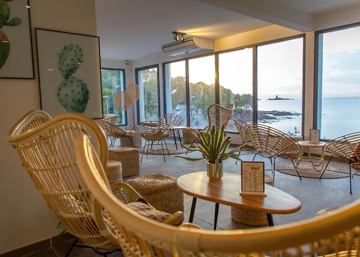 Sowell Family Riviera Hotel Saint-Raphael (Var)