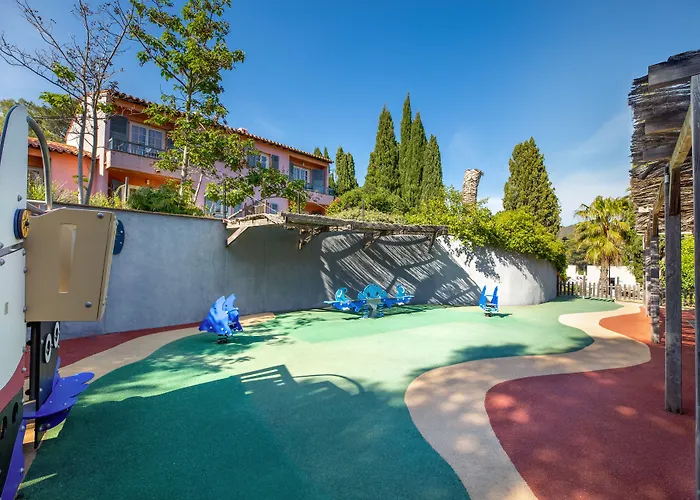 Sowell Family Riviera Hotel 4*